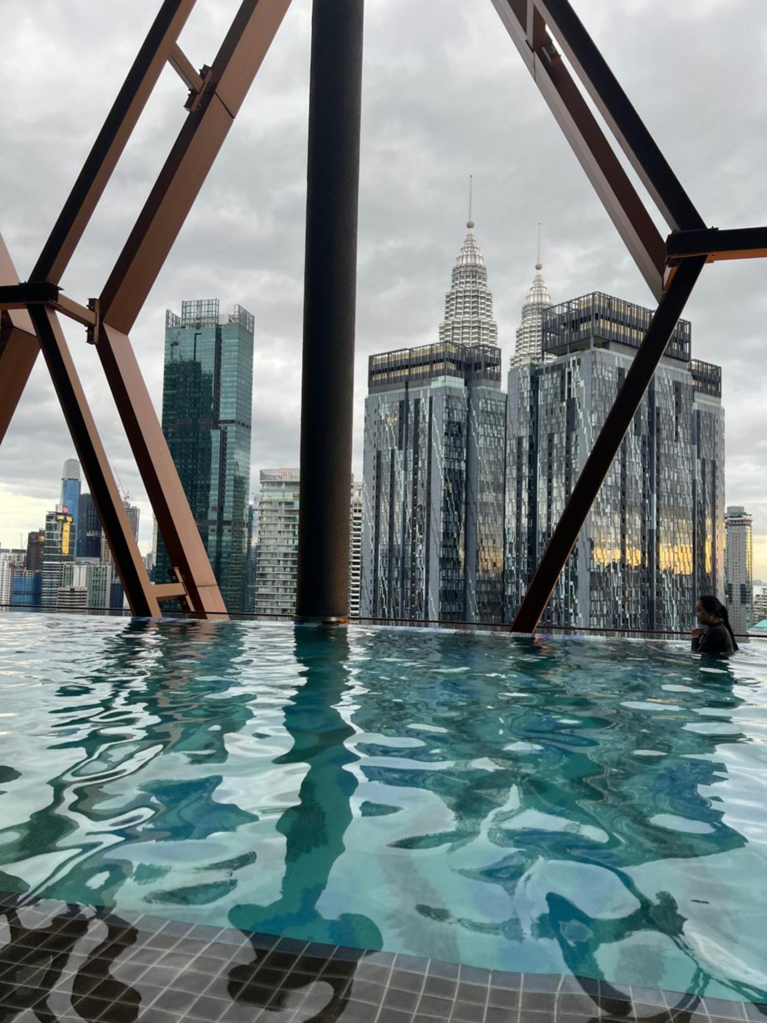 Scarletz Suites Kuala Lumpur By City Center Екстериор снимка