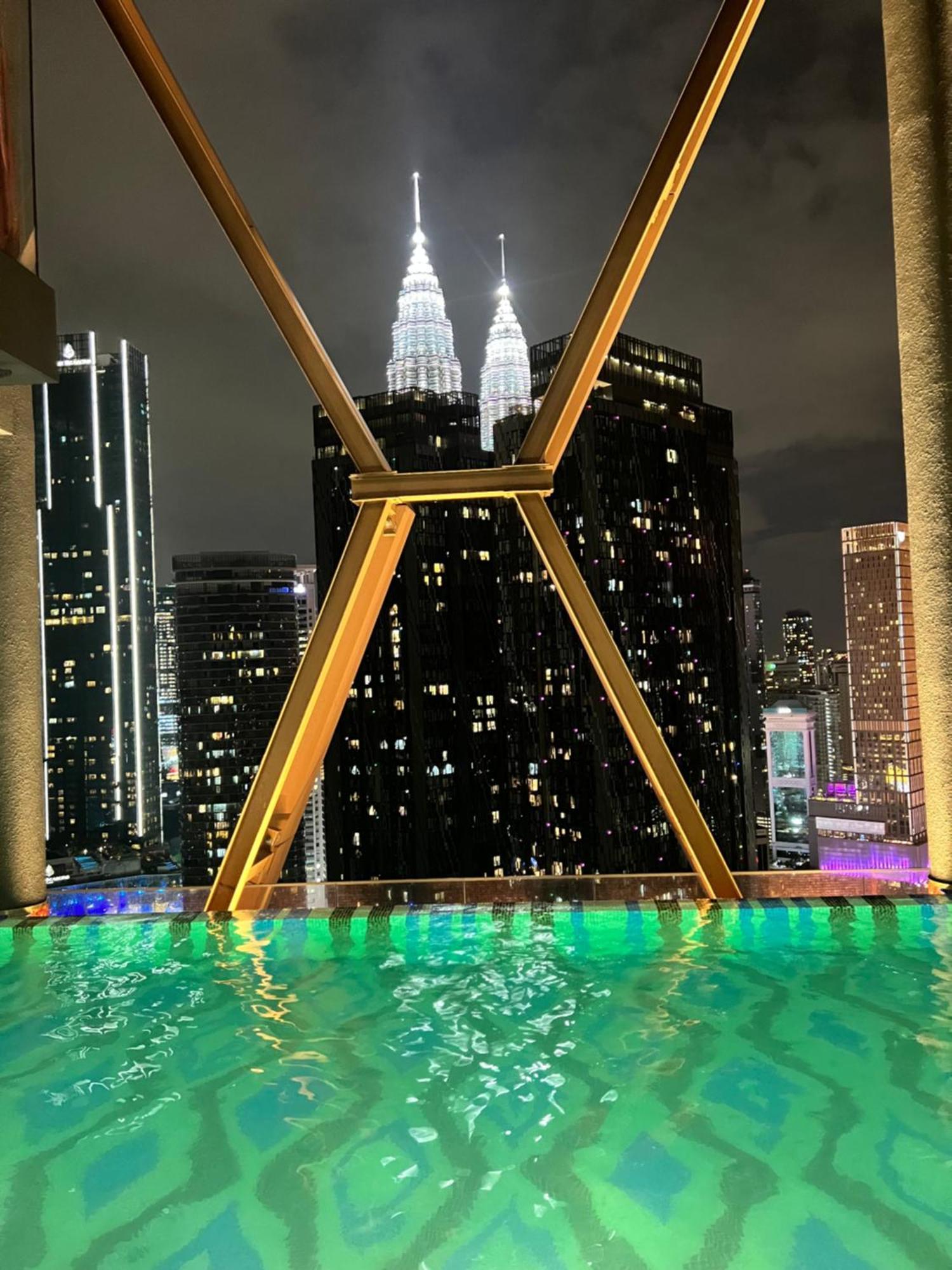 Scarletz Suites Kuala Lumpur By City Center Екстериор снимка