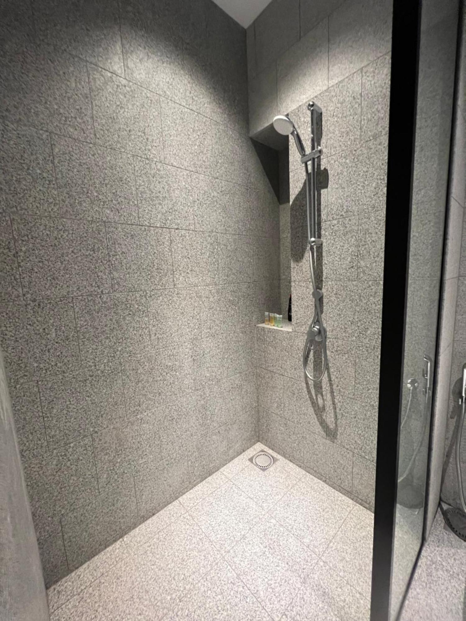 Scarletz Suites Kuala Lumpur By City Center Екстериор снимка