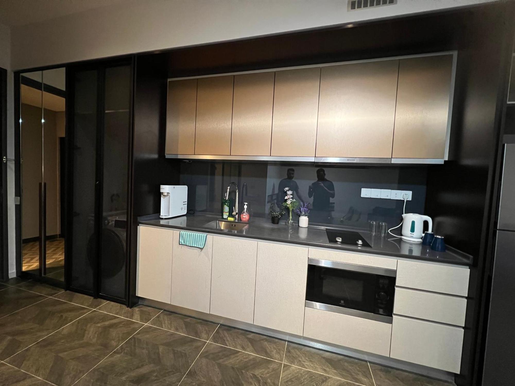 Scarletz Suites Kuala Lumpur By City Center Екстериор снимка