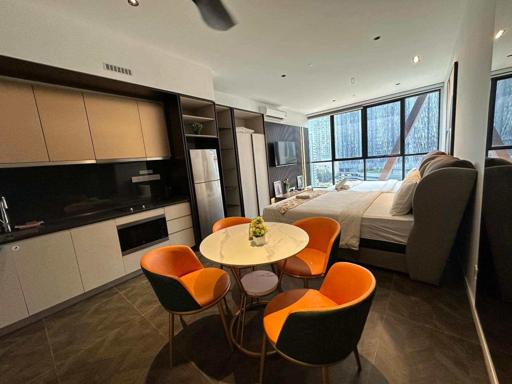 Scarletz Suites Kuala Lumpur By City Center Екстериор снимка
